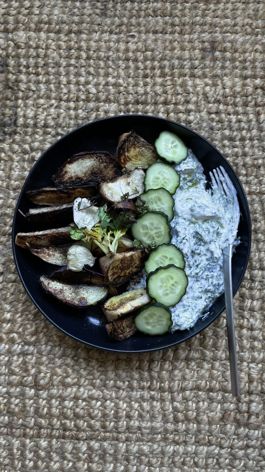Zazikibowl mit Aubergine